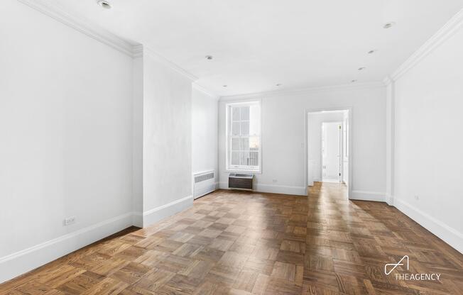 335 W 70 ST
