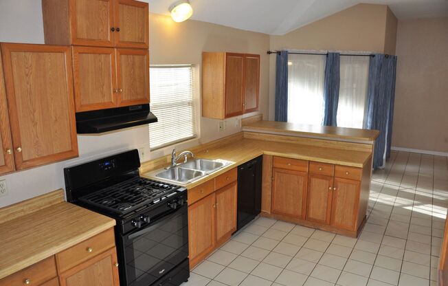 3 beds, 2 baths, $1,850