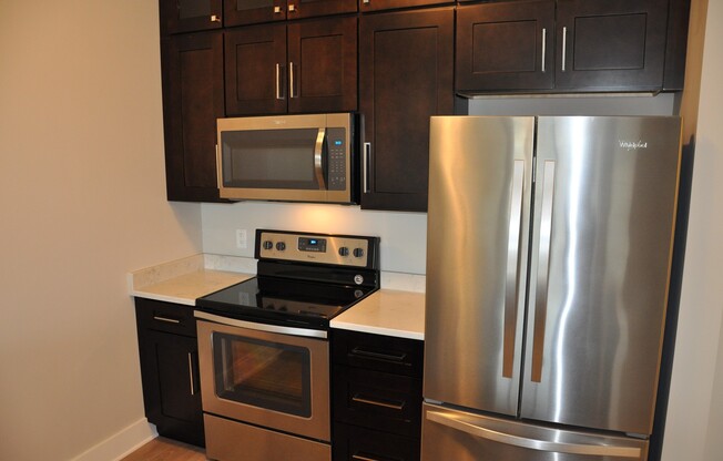 2 beds, 1 bath, 1,205 sqft, $2,300, Unit 508