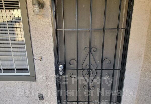 3520 RIO ROBLES
