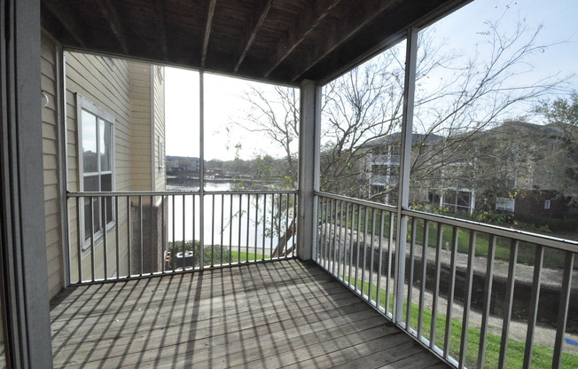 2 beds, 2 baths, $1,550