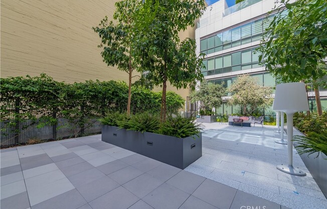 1 bed, 1 bath, 711 sqft, $2,800, Unit 1414