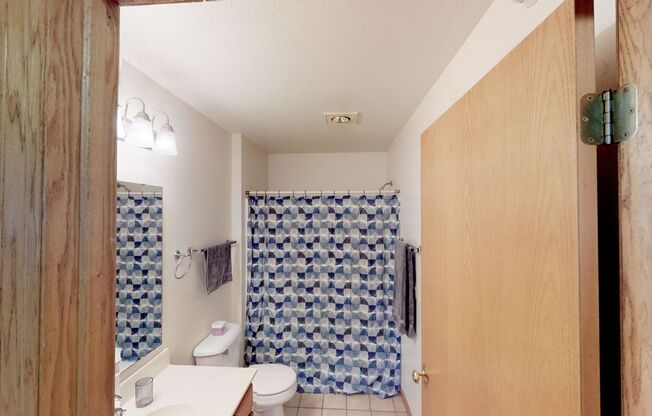 3 beds, 2 baths, 1,285 sqft, $2,290, Unit 2892-206