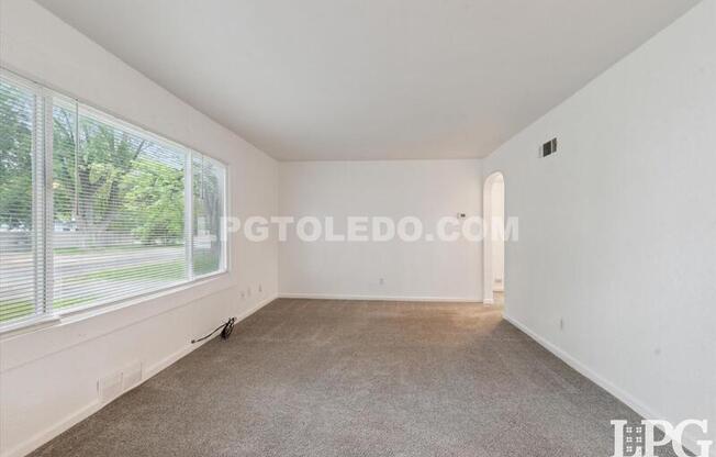 1109 TURNER AVE