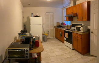 254 W 31st St 3