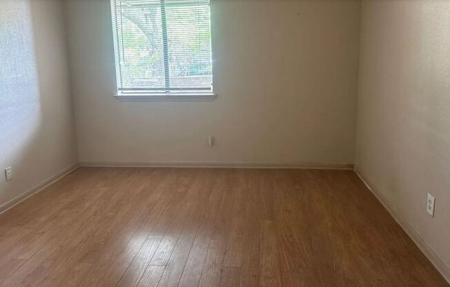 1 bed, 1 bath, 600 sqft, $1,600, Unit 103