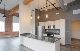 Oak Knitting Mill Apartments – Franklin Square Available