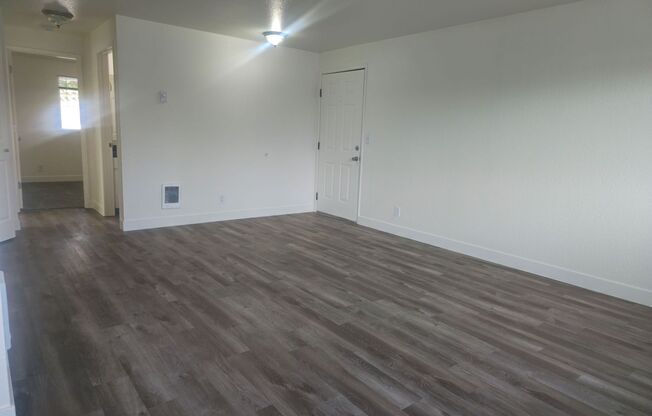 2 beds, 1 bath, 875 sqft, $1,495, Unit 127-66