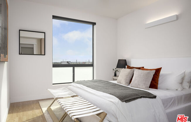 1 bed, 1 bath, 770 sqft, $4,550, Unit 526