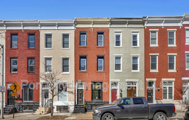 312 E 22 ST