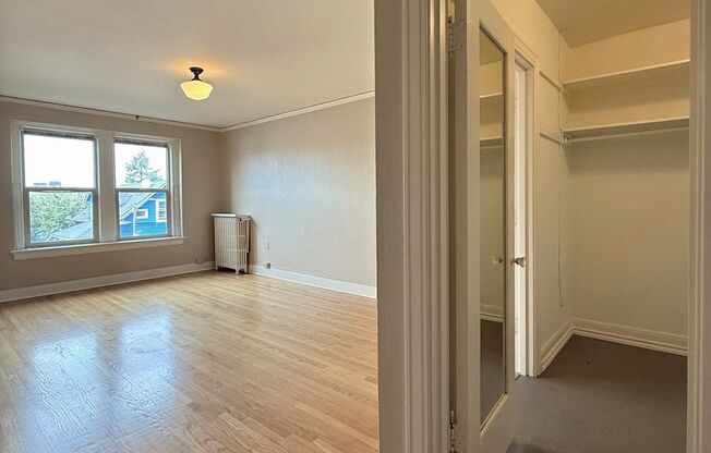 Studio, 1 bath, 460 sqft, $1,425, Unit 105