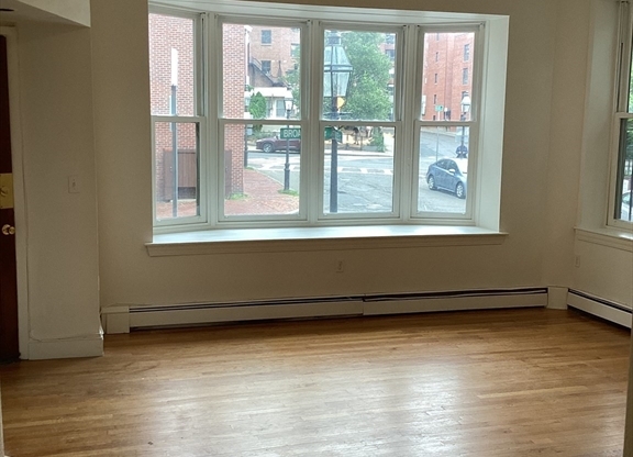 99 BROADWAY ST