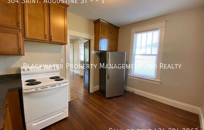 304 SAINT AUGUSTINE ST