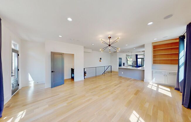 602 West Blvd