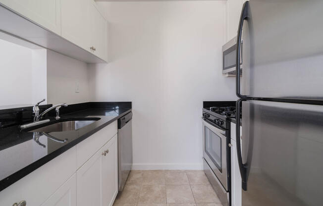 2 beds, 2 baths, 1,060 sqft, $7,199, Unit 16K