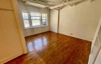 Studio, 1 bath, $850, Unit 2