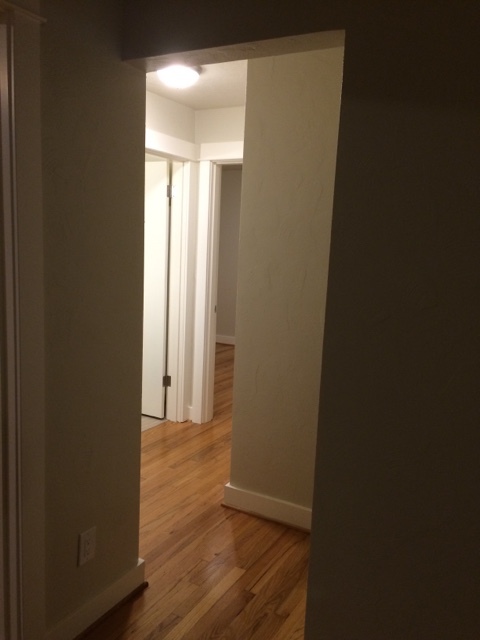 2 beds, 1 bath, 850 sqft, $1,875