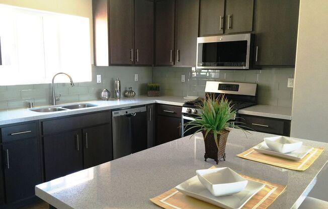 Luxury Townhomes located in the heart of Pacific Beach