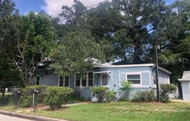 1 Bedroom / 1 Bath in Sanford Available Now!