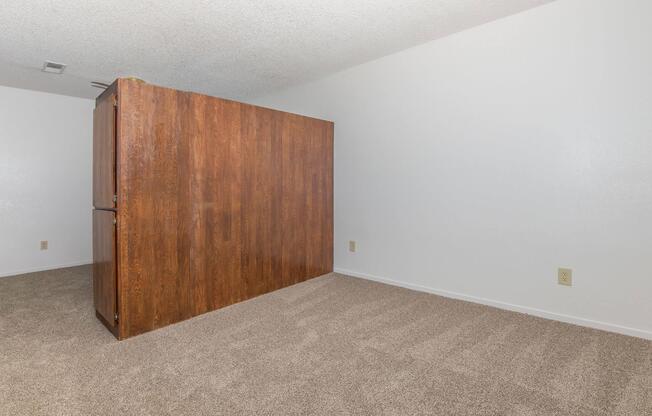 Studio, 1 bath, 400 sqft, $1,065