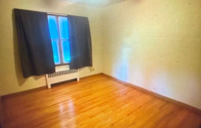 3400-3402 N Gordon PL