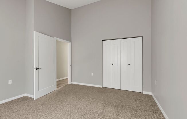 2 beds, 1 bath, 1,207 sqft, $2,095, Unit 04 2348