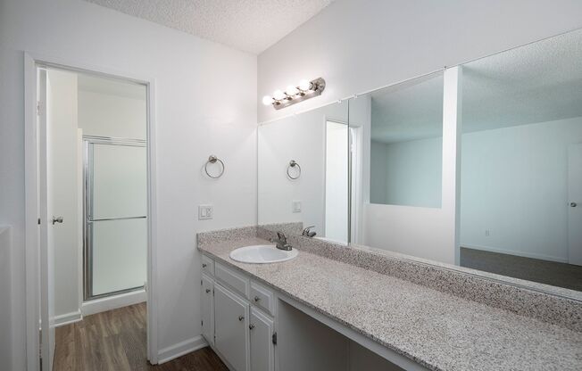 3 beds, 2 baths, 1,186 sqft, $2,895, Unit F-08