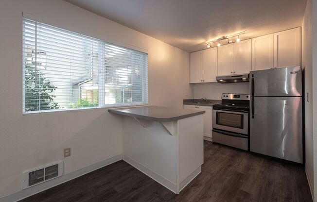 11318 NE 67 ST
