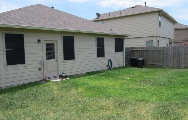 3 beds, 2 baths, $1,800