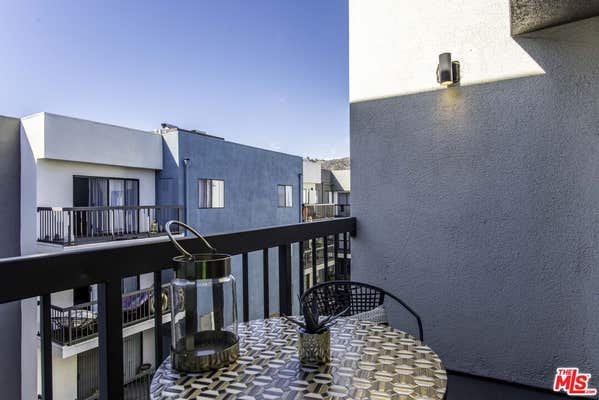 2 beds, 2 baths, 1,165 sqft, $2,800