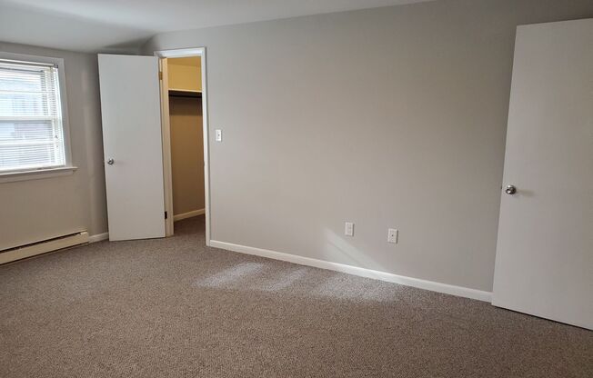 2 beds, 1 bath, $1,150