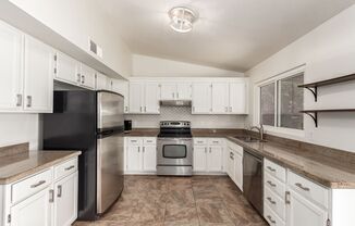 Beautiful Scottsdale Home! Do not miss out on this jewel!