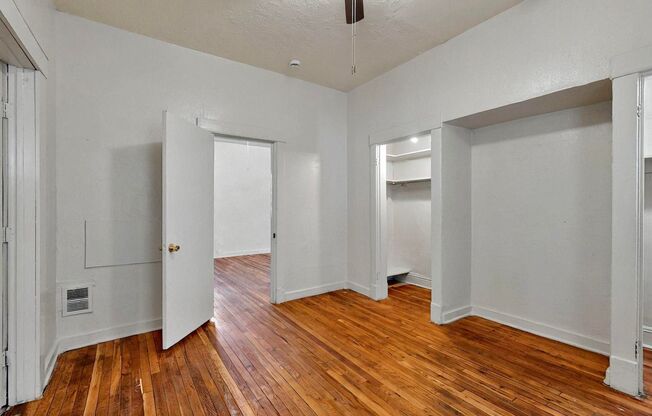 2 beds, 1 bath, 900 sqft, $1,400, Unit 823 11th Street NW