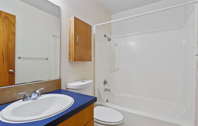 Downtown Living Starts At Lair Hill. 1 Bedroom 1 Bathroom Apartment Home Ready For you To Call Home