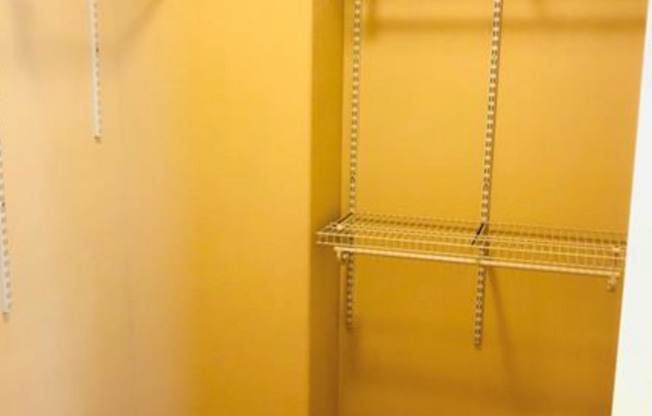 3 beds, 2.5 baths, $1,745, Unit # 14102