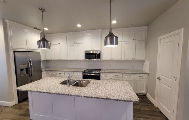 3 beds, 2.5 baths, 1,756 sqft, $1,950, Unit 16124 - 6