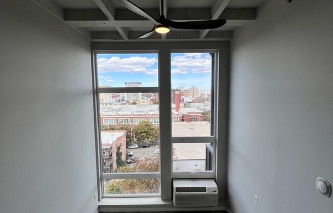 Studio, 1 bath, 484 sqft, $1,575, Unit 204