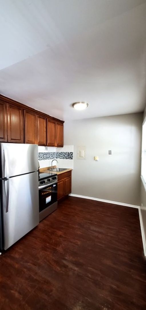 Greenwood Apartments