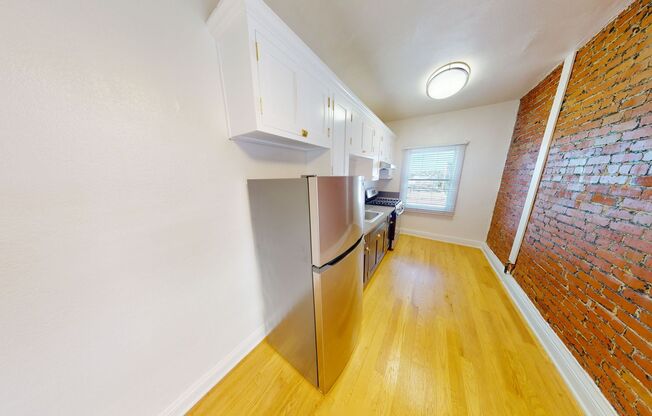 Studio, 1 bath, 450 sqft, $1,495, Unit 404