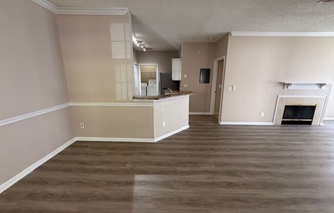 Spacious 3-Bedroom Condo in Sought-After Sail Cove – Minutes from Town Center!