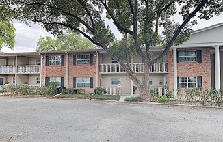 2500 Lee Rd