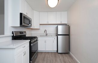 Aztec Pacific Apartments