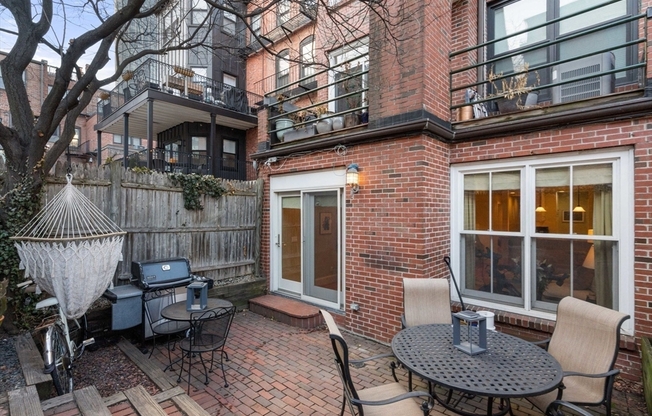21 CUMBERLAND ST
