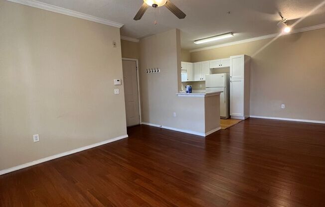 2 BEDROOM 1 BATH CONDO REMODELED available FOR RENT Madison @Metrowest Area