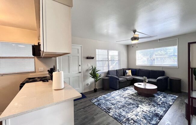 1 bed, 1 bath, 650 sqft, $1,549, Unit 14