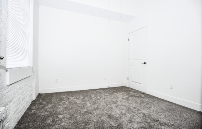 1 bed, 1 bath, 700 sqft, $1,100, Unit The Press - 1102