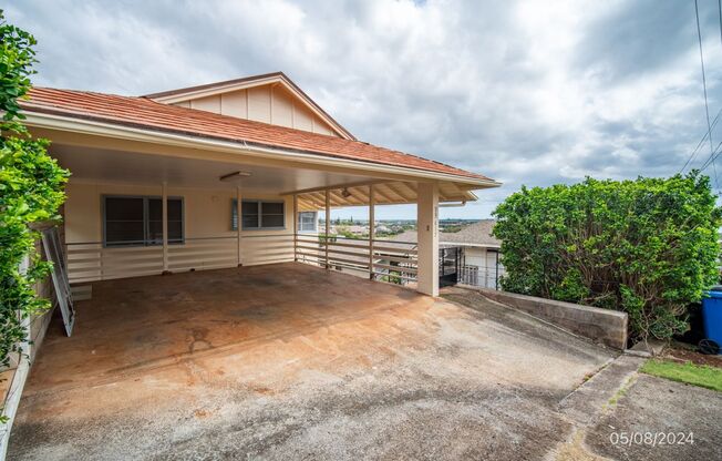 3 Bed 1.5 Bath Single Family Home in Aiea Heights