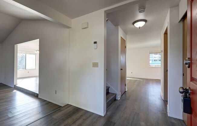 Spacious 3 Bed 2.2 Bath Home in Fantastic Federal Way Location!