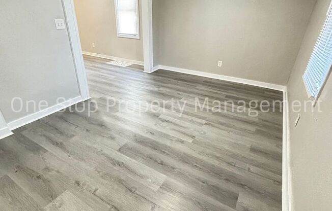 Beautiful 3 Bedroom 2 Bathroom in Kansas City!
