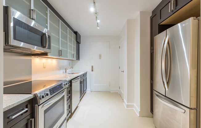 1 bed, 1 bath, $4,595, Unit 1506